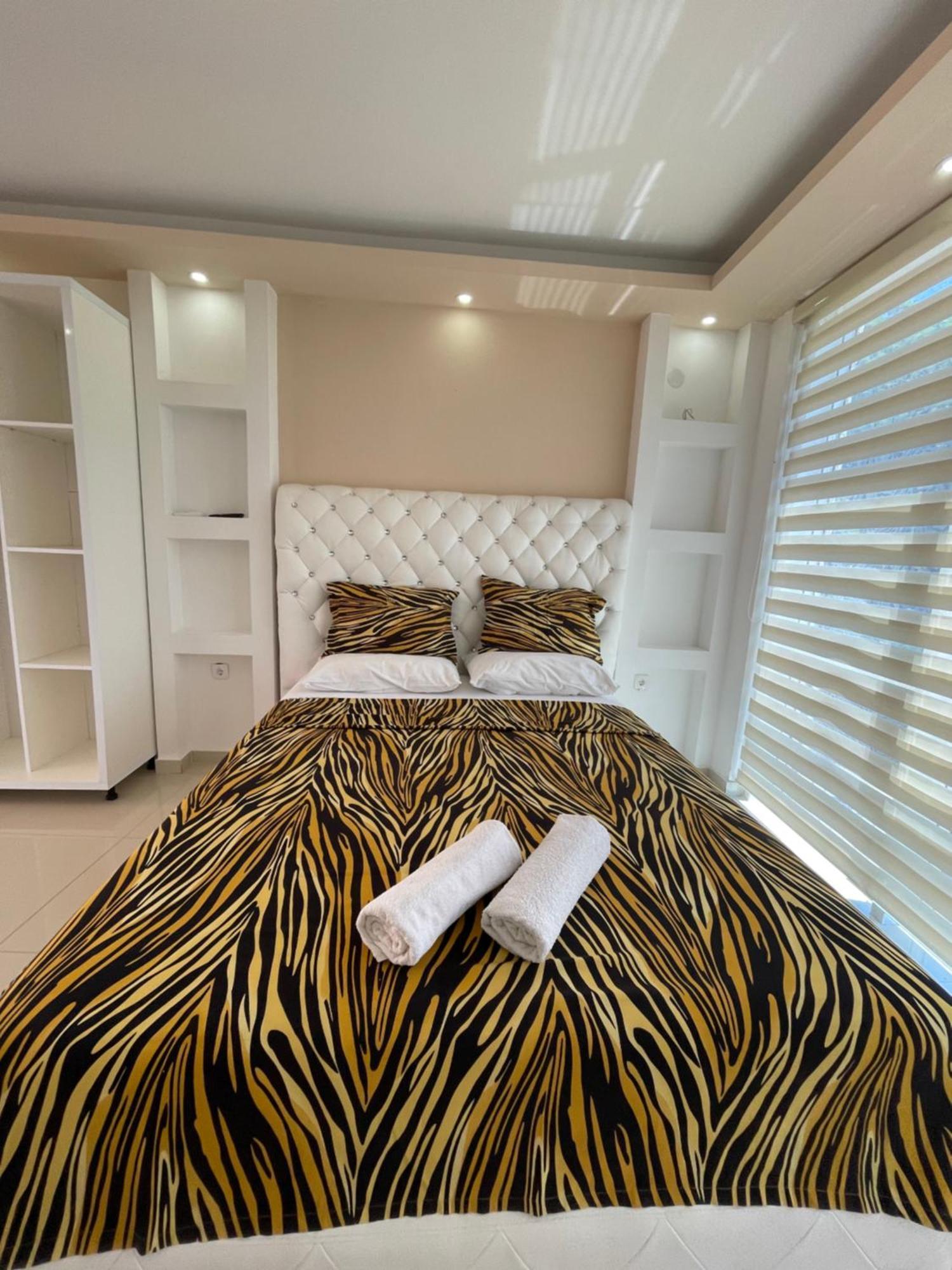 Queen Kodre Apartments Ulcinj Kültér fotó